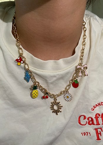 American Vintage Çiçek ve Meyve Charm Zincir Kolye