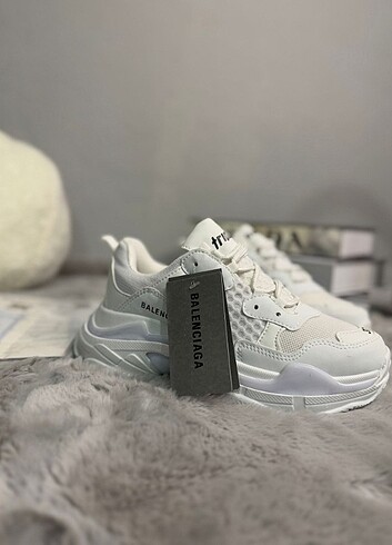 BALENCIAGA KADİN SPOR