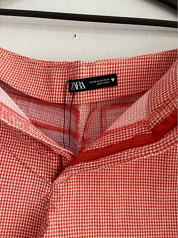 xs Beden Zara Pötikareli Mini Şort