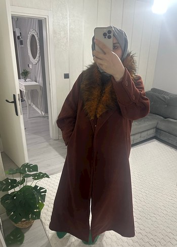 Zara Kahverengi Tuylu Uzun Kadin Palto