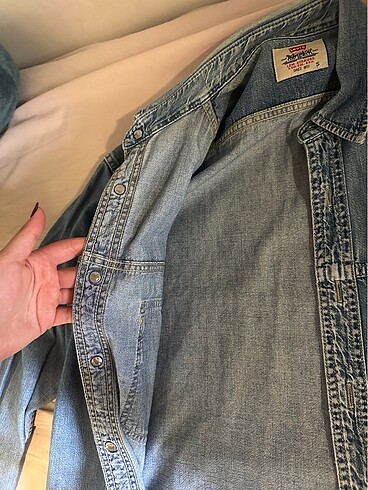s Beden mavi Renk Levis denim gömlek unisex