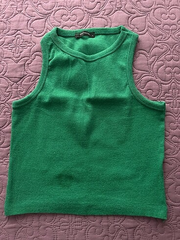 halter yaka atlet