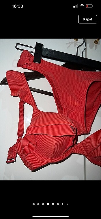 xs Beden kırmızı Renk TAKIM 300 Penti sıfır bikini alt ayrı üst ayrı satışı vardır iad