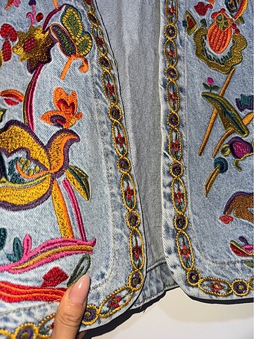s Beden Zara desenli jean yelek iç etiketleri yoktur İADE VE DEĞİŞİMİDE