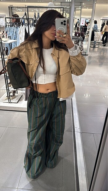 Bershka kamoflaş pantolon sıfır s beden kumaşı çok güzel İADE VE