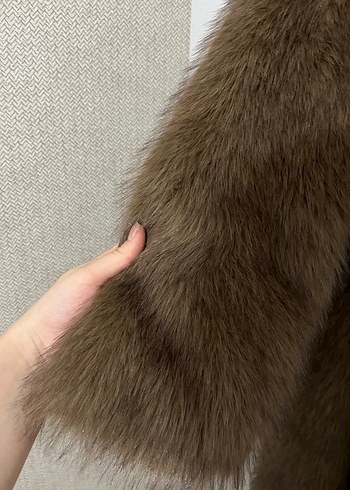 Stradivarius tüylü kurk uzun kaban - Görsel 7