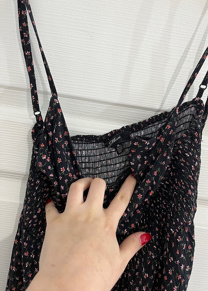 Çiçekli elbise - Görsel 2