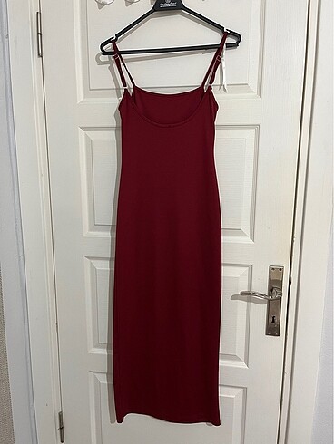 Açık bordo askılı elbise - Görsel 4