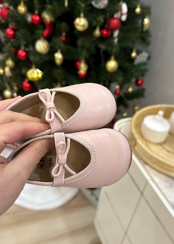 Pembe Fiyonk Detaylı Kız Çocuk Babet - Görsel 2