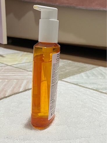 Neutrogena neutrogena yüz temizleme jeli