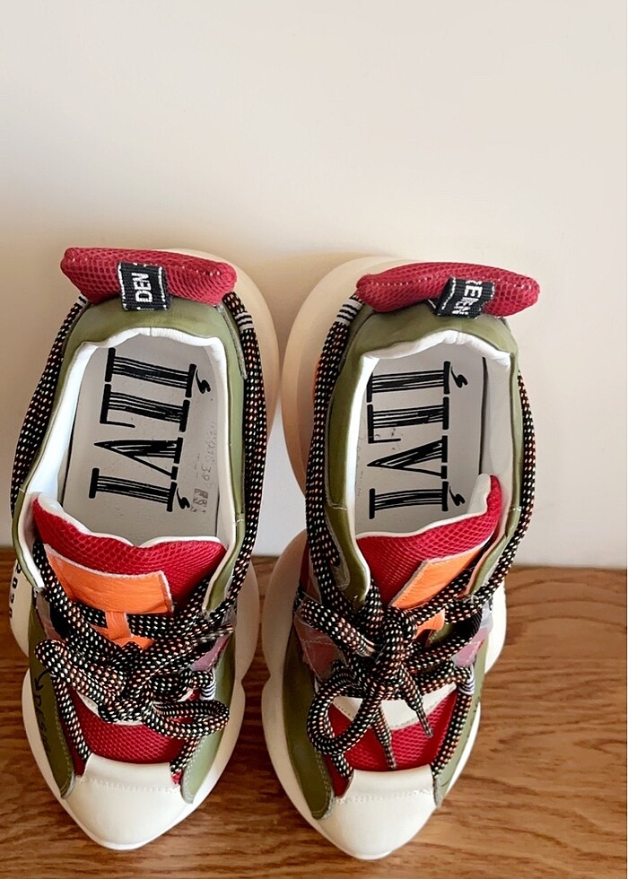 TOPUKLU SPOR ŞIK AYAKKABI 39 no - Görsel 2