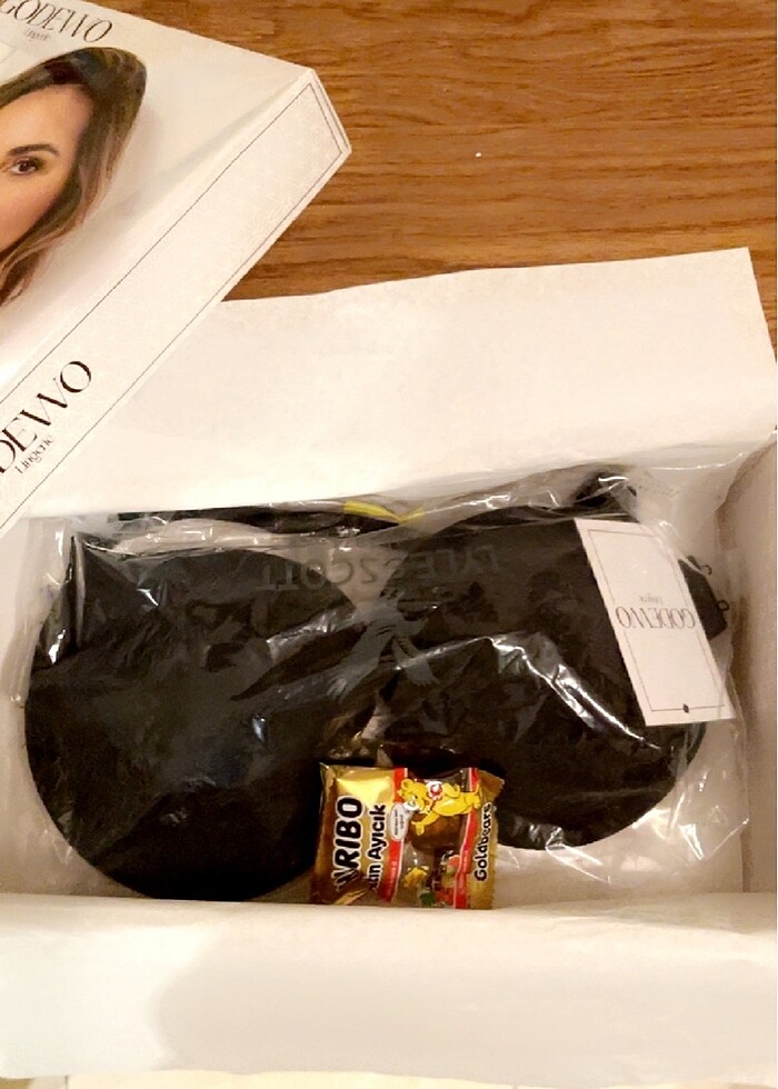 Sırtı şeffaf askılı kol askılarıda şeffaf dahil mevcut yeni etik - Görsel 3