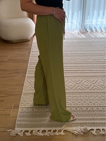 H&M İnce Yeşil Pantolon - Görsel 2