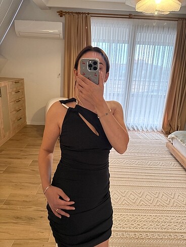 Zara Dekolteli Mini Siyah Elbise - Görsel 3