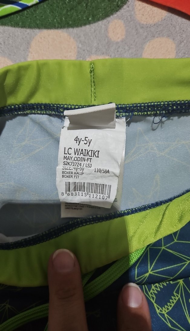 Erkek Çocuk Renkli Desenli Mayo ve Şort Seti - Görsel 3