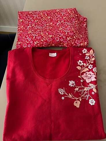 Kadın pijama takımı