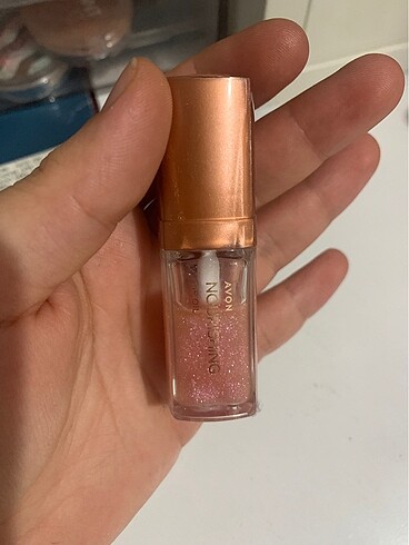 Avon gloss