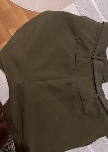 Kemerli Mini Kadın Şort