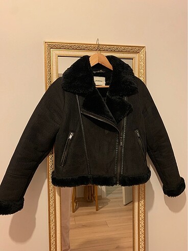 Stradivarius içi suni kürklü crop biker ceket - Görsel 9