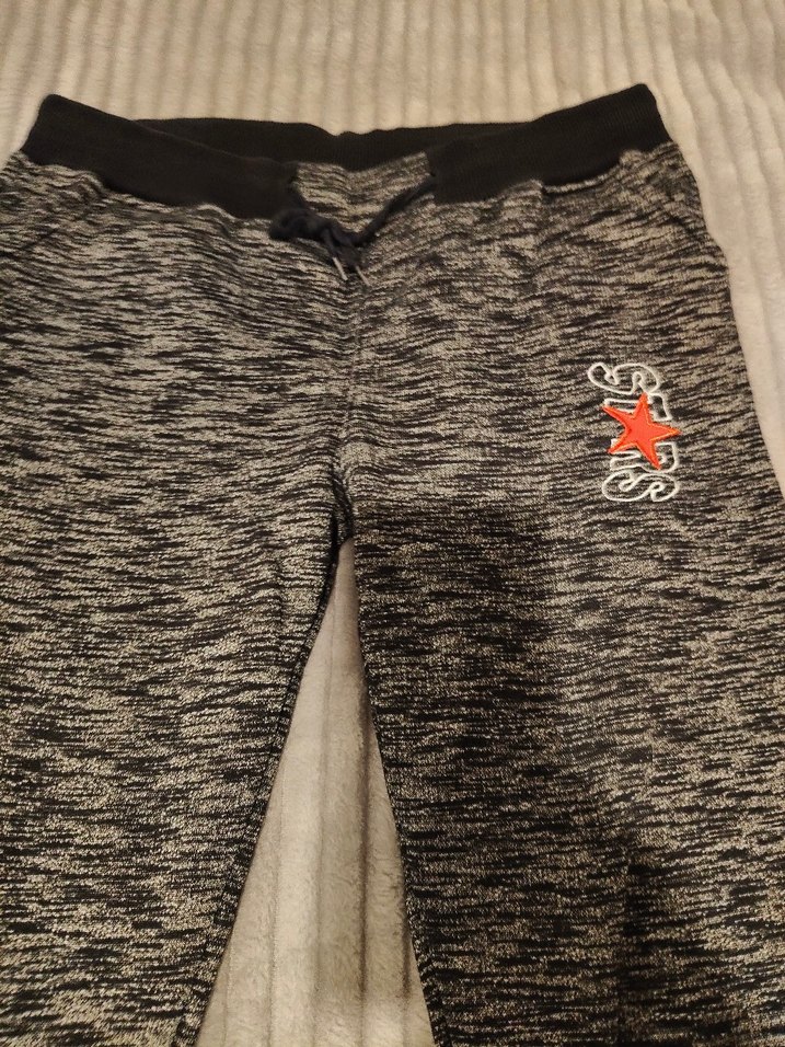 Gri Nakışlı Kadın Rahat Kesim Eşofman - Görsel 3