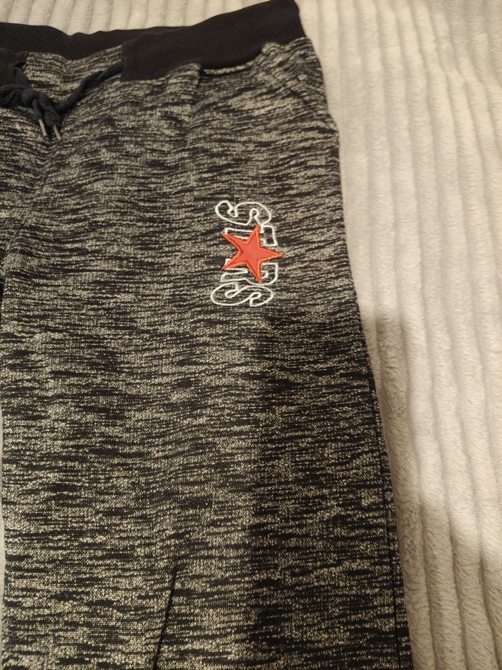 Gri Nakışlı Kadın Rahat Kesim Eşofman - Görsel 4