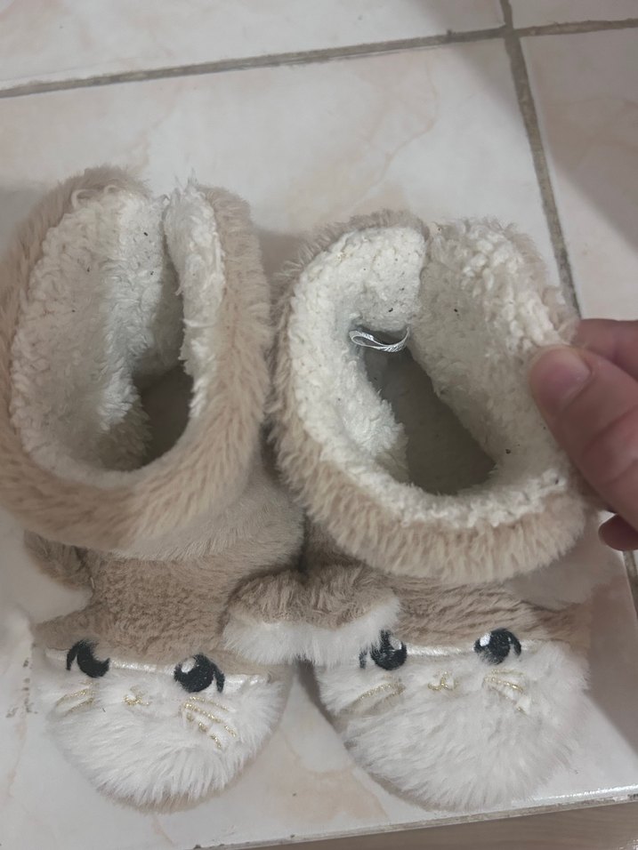 Leopar Desenli Bej Kız Peluş Ev Botu - Görsel 2