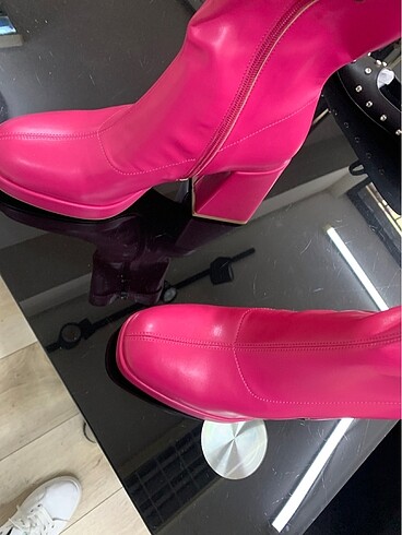 Zara Platform streç