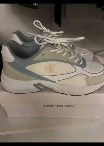 Calvin Klein Beyaz Kadın Spor Ayakkabı