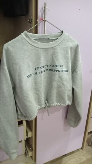 Crop sweatshirt