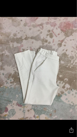 Sorunsuz beyaz pantolon 