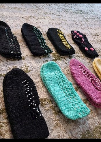 Armine Renkli Nakışlı Kadın Örgü Ev Patikleri