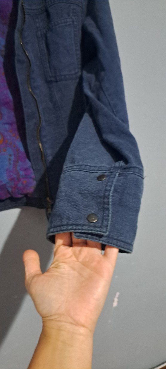 Tek düğmesi kopuk - Görsel 3