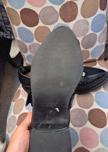 Siyah Deri Tokalı Kadın Klasik Ayakkabı - Görsel 3