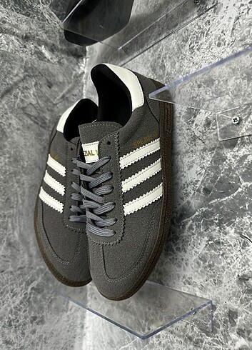 Adidas Spor ayakkabı 