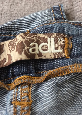 Kadın Koyu Mavi Denim Kısa Tulum - Görsel 5