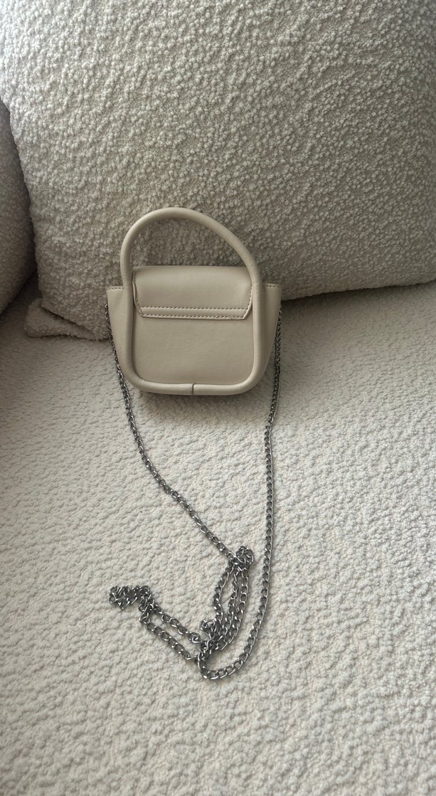 Zincir Detaylı Bej Deri Kadın Çanta - Görsel 4