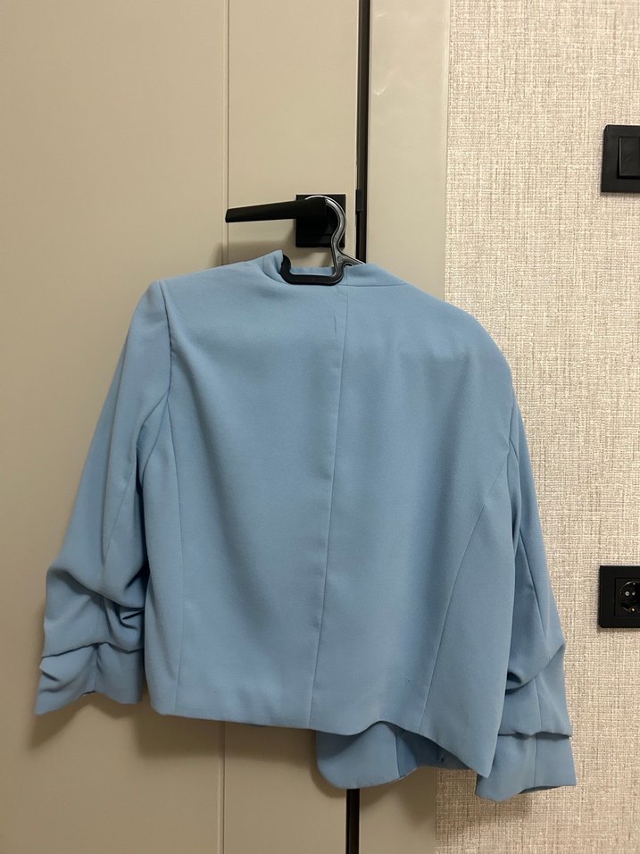 Düğmeli Mavi Kadın Mini Blazer - Görsel 4