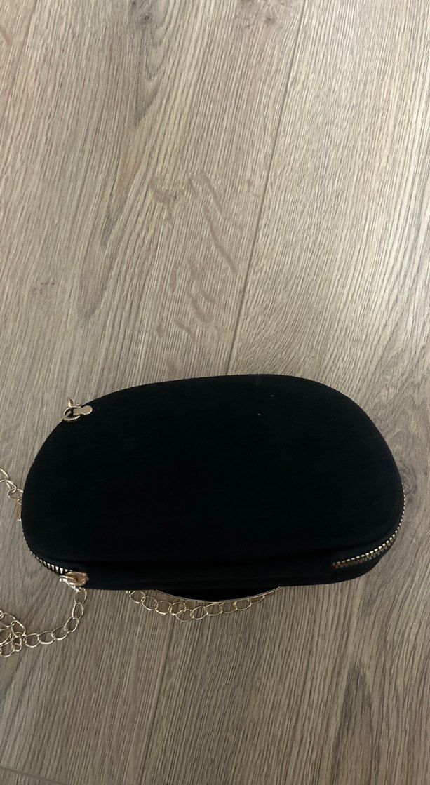 Zincir Detaylı Siyah Süet Yılan Desenli Çanta - Görsel 4