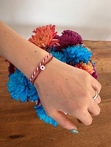 Marteniçka bileklik - Görsel 2