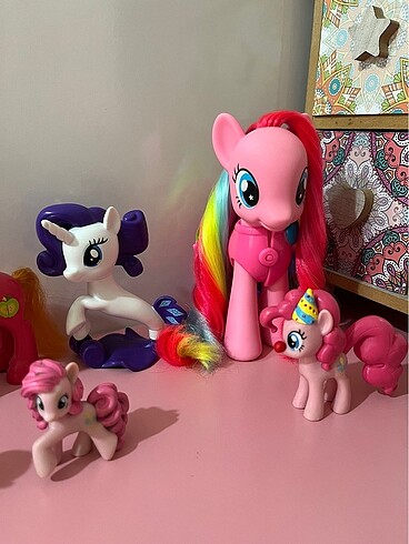  CELESTIA VE PINKIEPIE İLAN