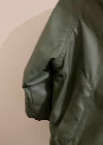 Erkek Çocuk Haki Deri Düğmeli Mont - Görsel 5