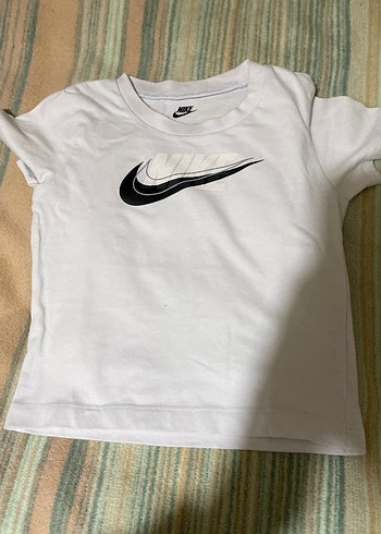 Nike 18-24 Ay