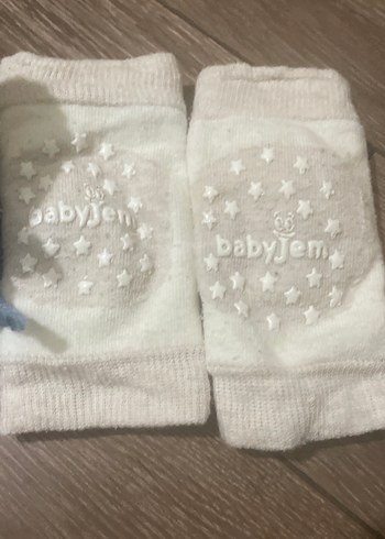 Bebek Örgü Patik ve Diz Koruyucu Seti - Görsel 2