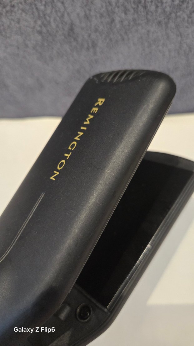 REMINGTON Geniş Seramik Saç Düzleştirici - Görsel 2