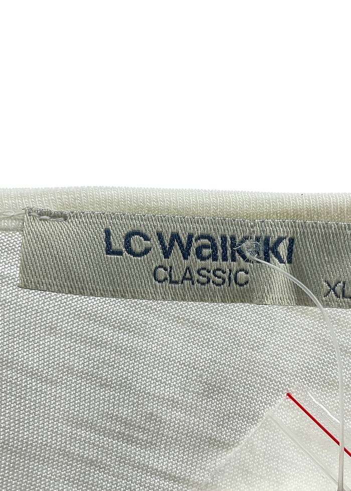 LC Waikiki Bluz %70 İndirimli. - Görsel 4