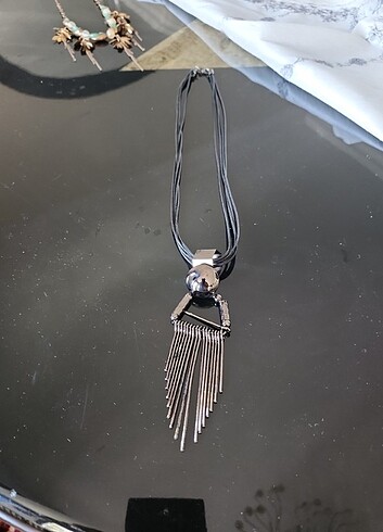 Diğer METAL KOLYE