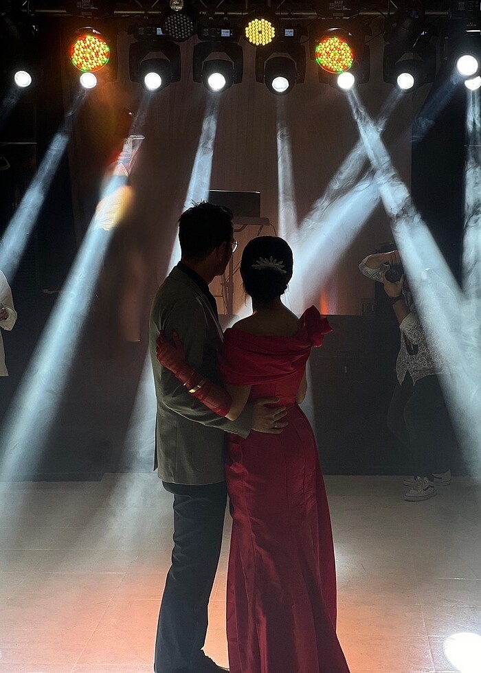 Kırmızı Elbise kiralık fiyat ( pazarlık payı vardır ) - Görsel 3