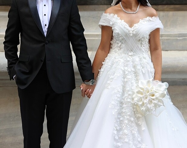 Kayık yaka gelinlik ( duvak ile birlikte ) kiralık fiyat - Görsel 3