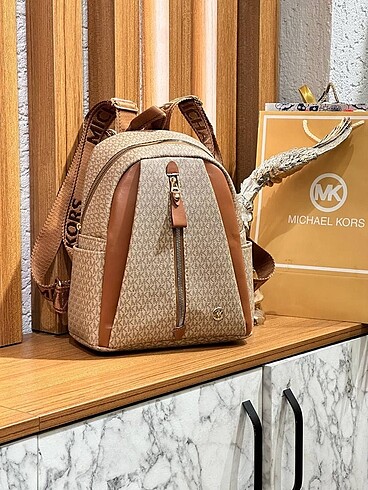 Michael Kors Sırt çantası