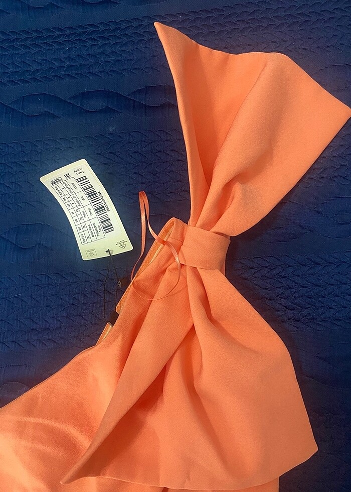 Turuncu Elbise ( Etiketi üzerinde) - Görsel 2